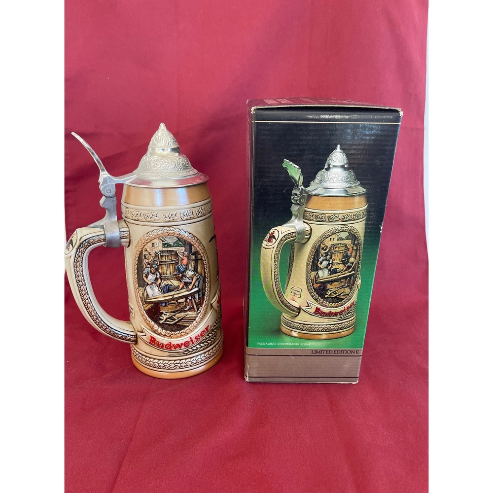 NIB 1985 Budweiser Limited Edition II Lidded Beer Stein Anheuser-Busch‎ Box